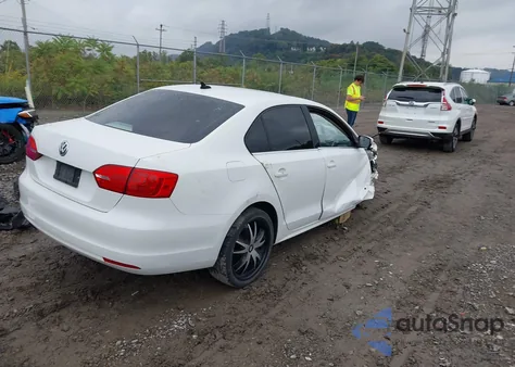 2013 Volkswagen Jetta 2.5L Se z USA, uszkodzony, nr VIN 3VWDX7AJ7DM361352